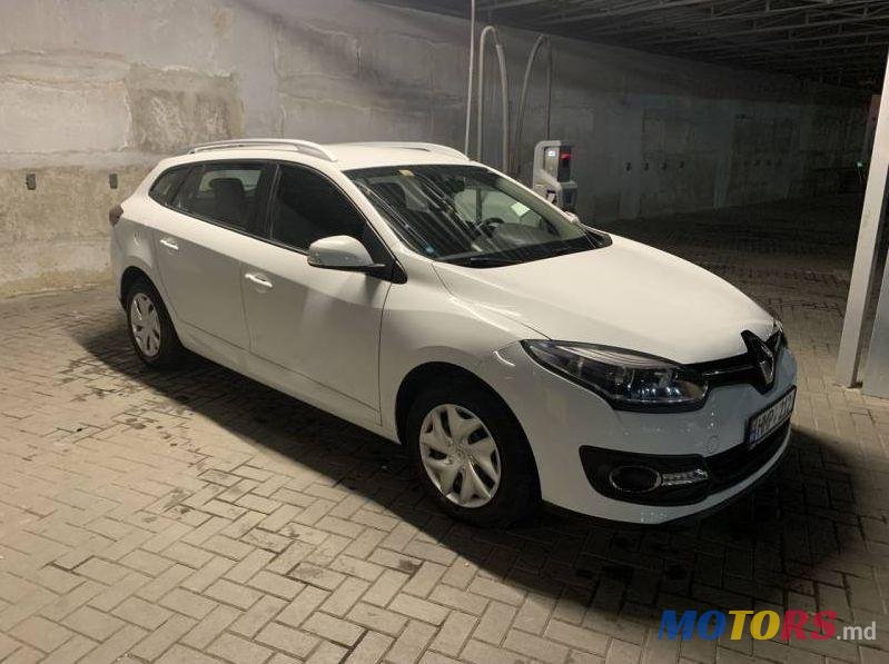 2014' Renault Megane photo #1