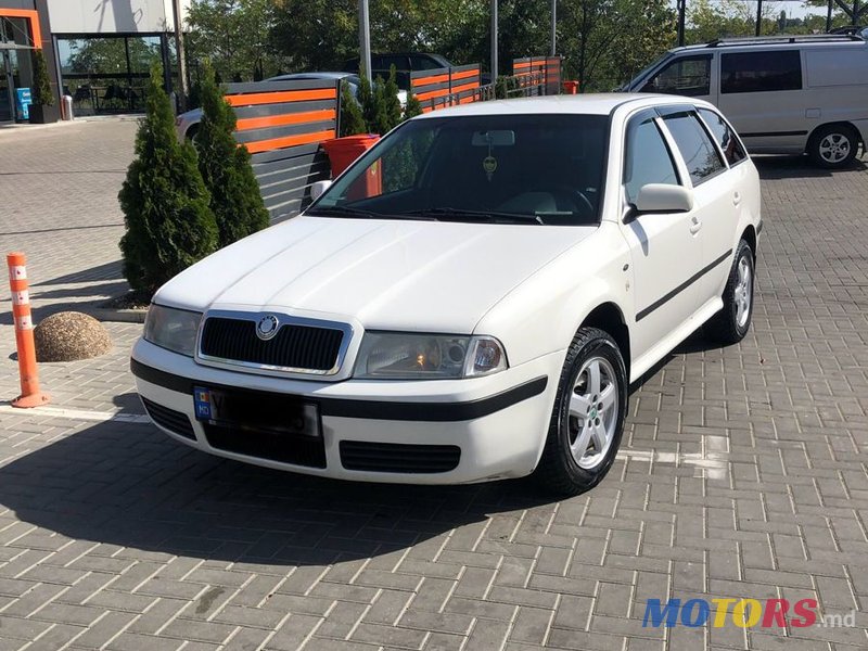 2002' Skoda Octavia photo #1