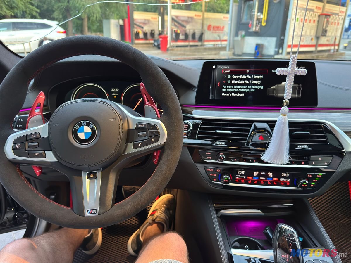 2017' BMW 5 Series photo #6