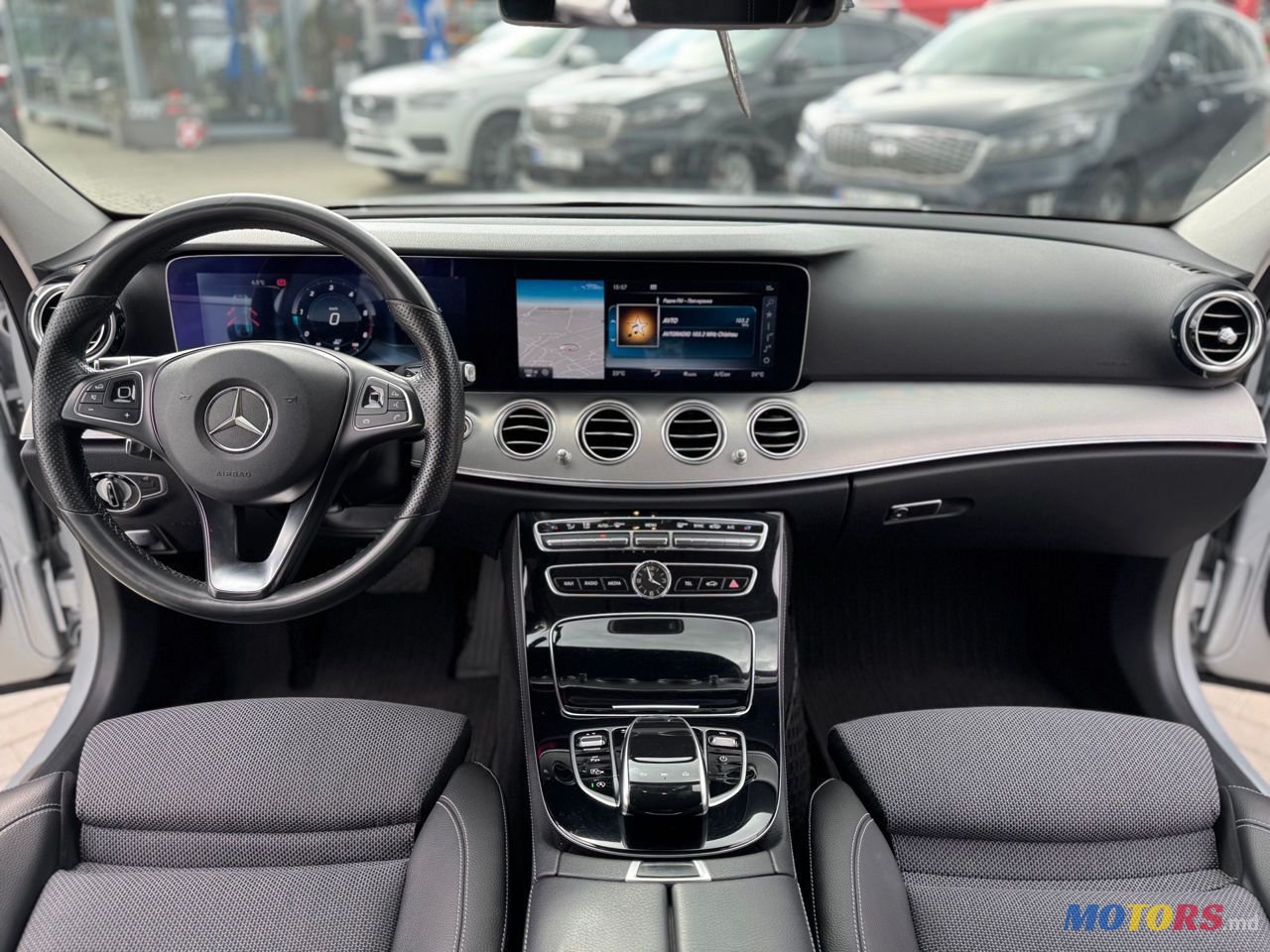 2016' Mercedes-Benz E-Class photo #5