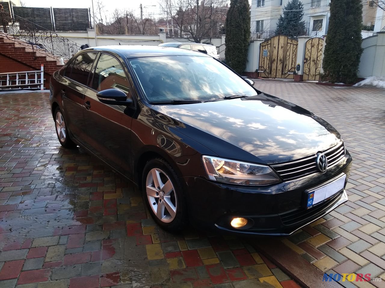 2011' Volkswagen Jetta photo #2