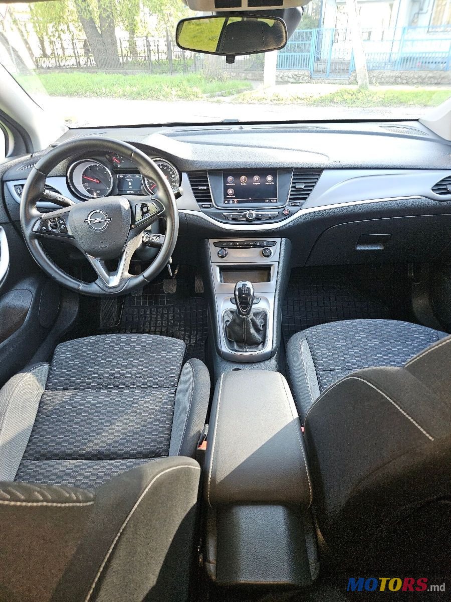 2021' Opel Astra photo #5