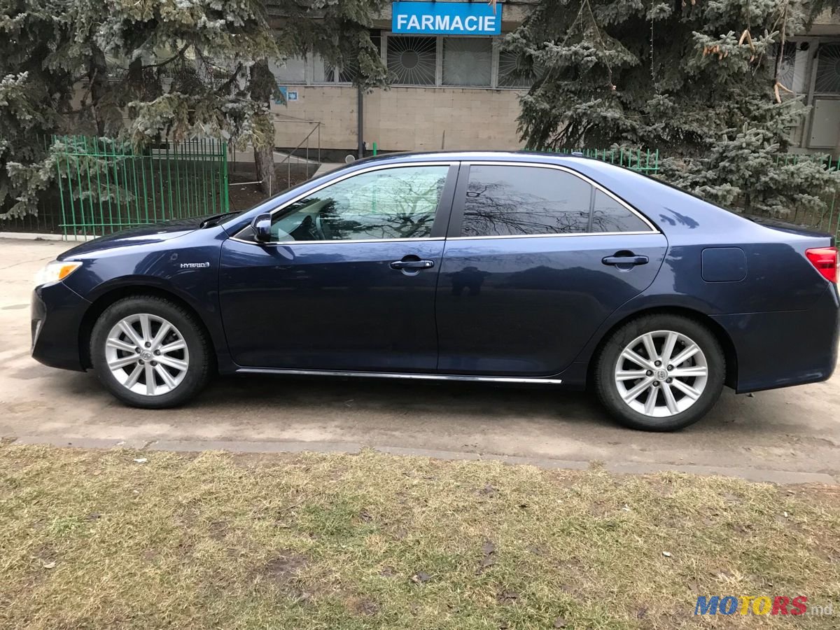 2014' Toyota Camry photo #5