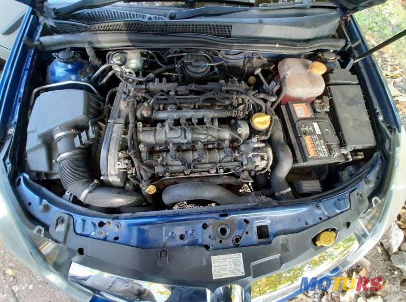 2008' Opel Astra photo #4