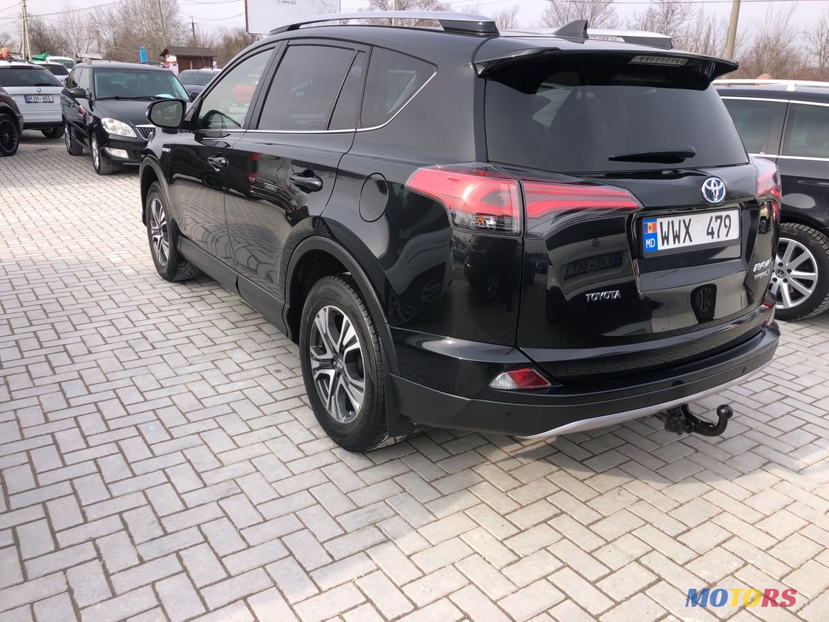 2017' Toyota RAV4 photo #4