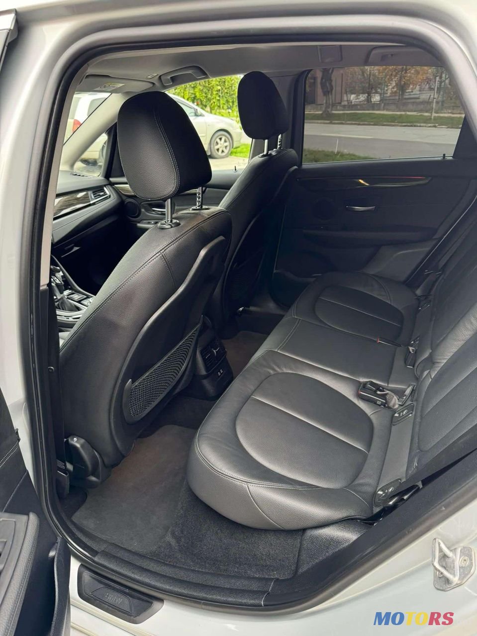 2019' BMW 2 Series Active Tourer photo #5