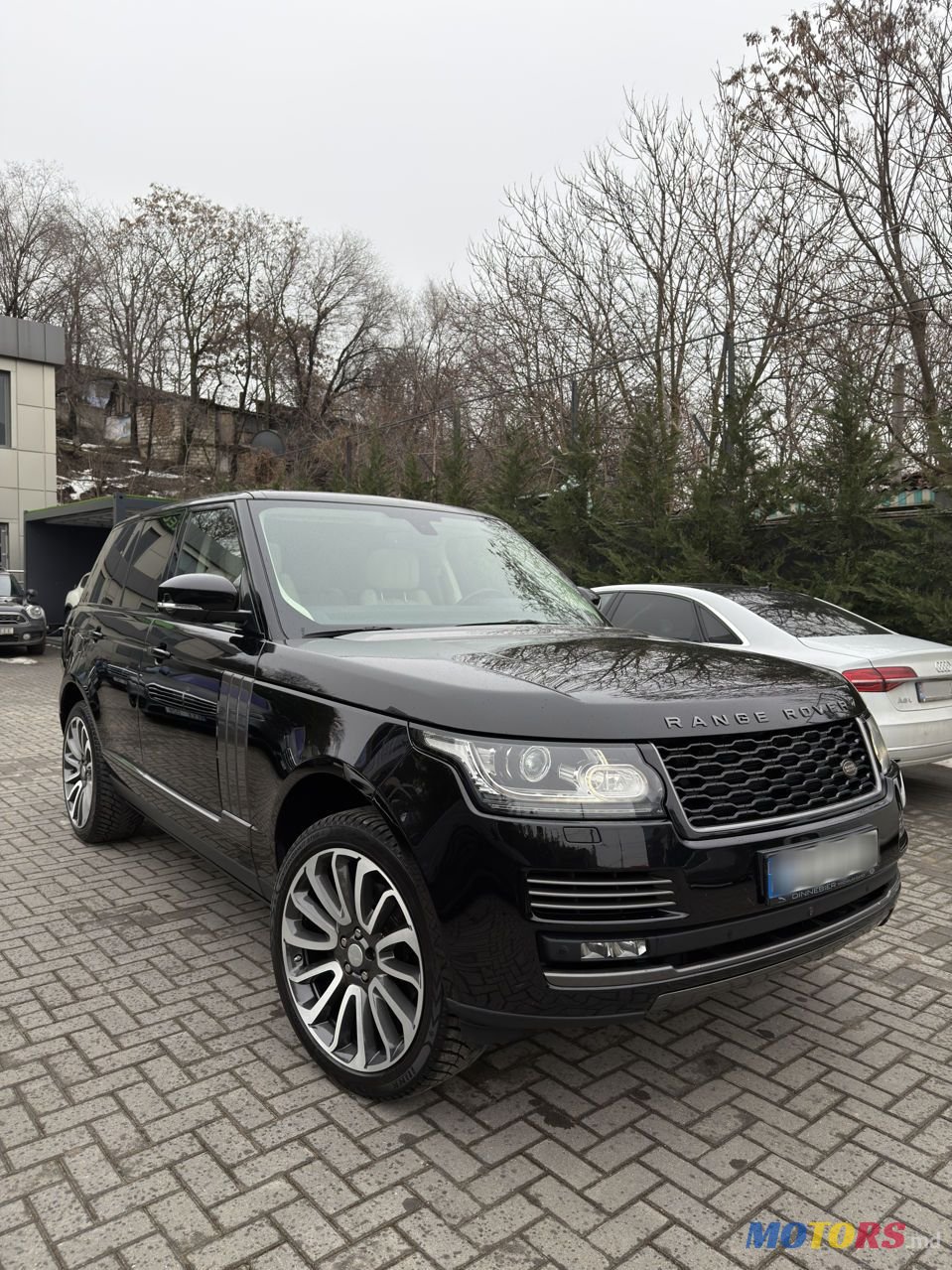 2015' Land Rover Range Rover photo #2