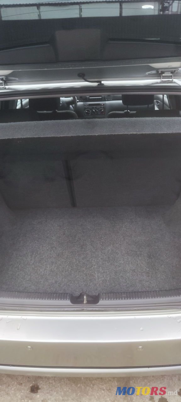 2005' Toyota Corolla photo #5