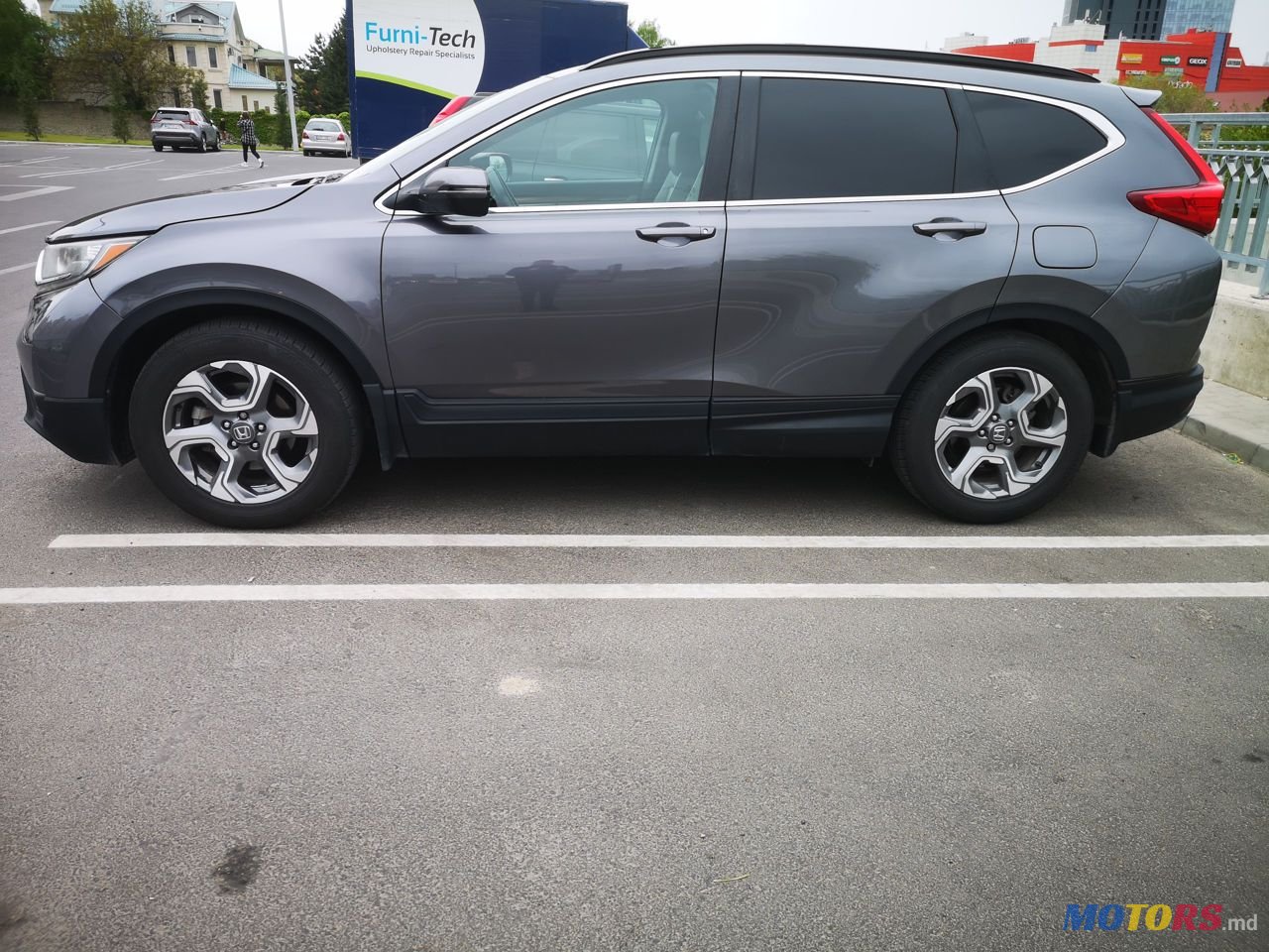 2017' Honda CR-V photo #2