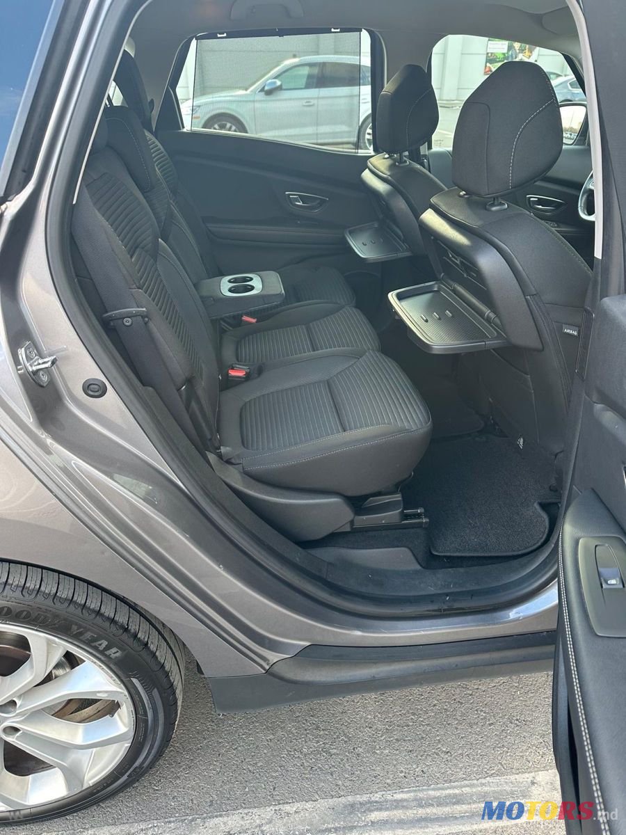 2018' Renault Scenic photo #4