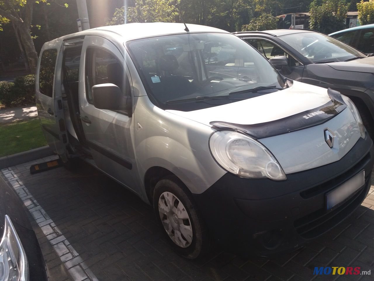 2008' Renault Kangoo photo #2