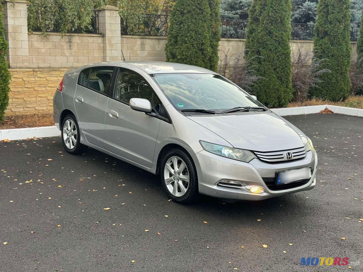 2010' Honda Insight photo #1