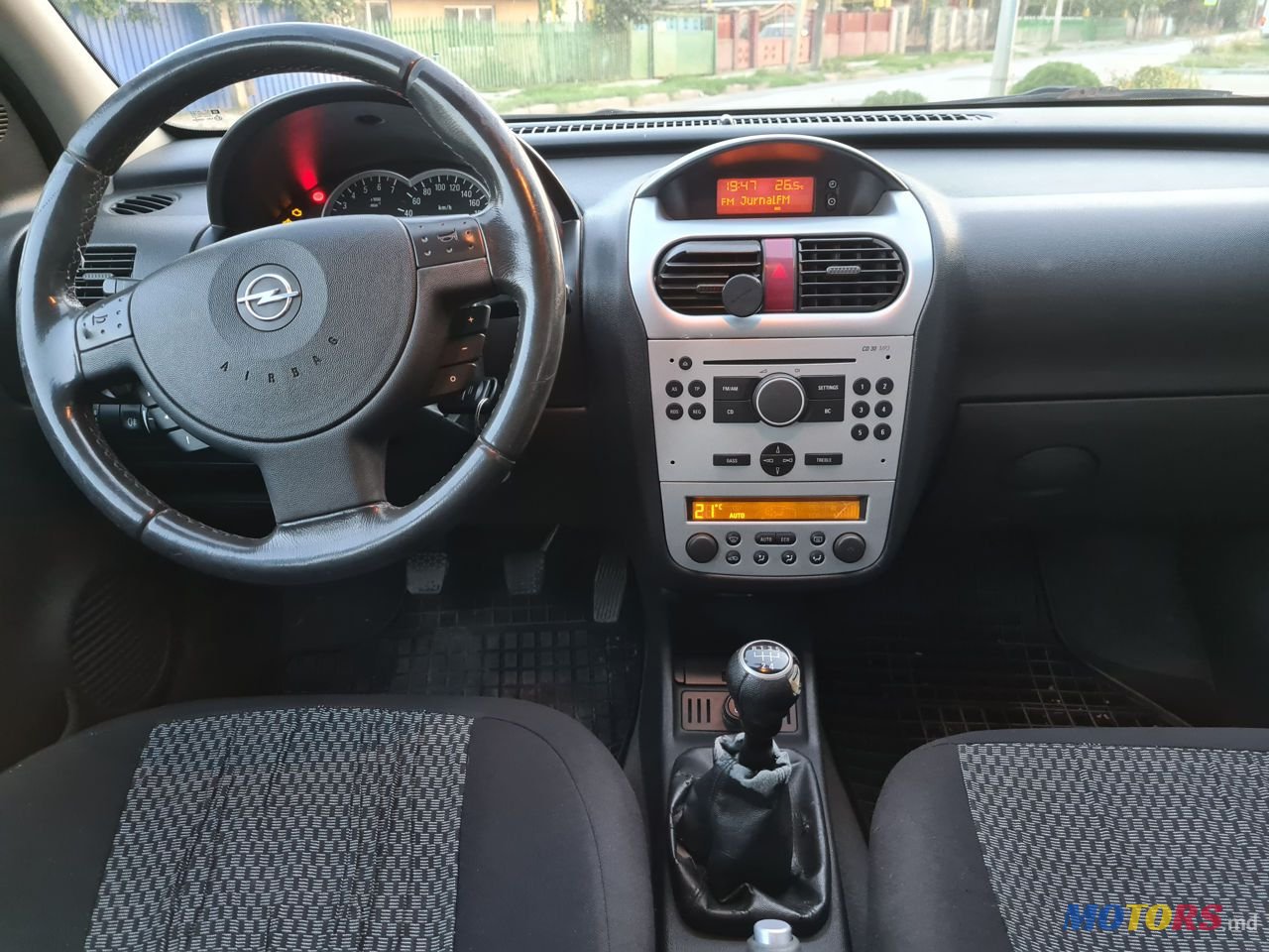 2005' Opel Corsa photo #6