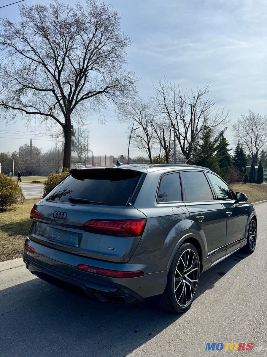 2022' Audi Q7 photo #3