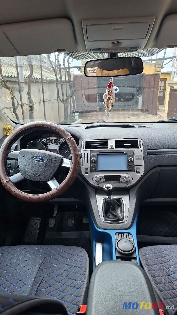 2008' Ford Kuga photo #5