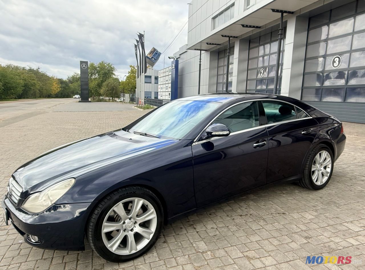 2005' Mercedes-Benz CLS-Class photo #1