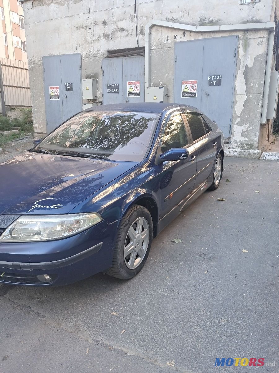 2004' Renault Laguna photo #1