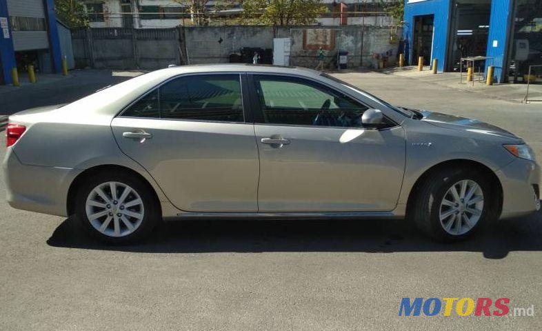 2013' Toyota Camry photo #1