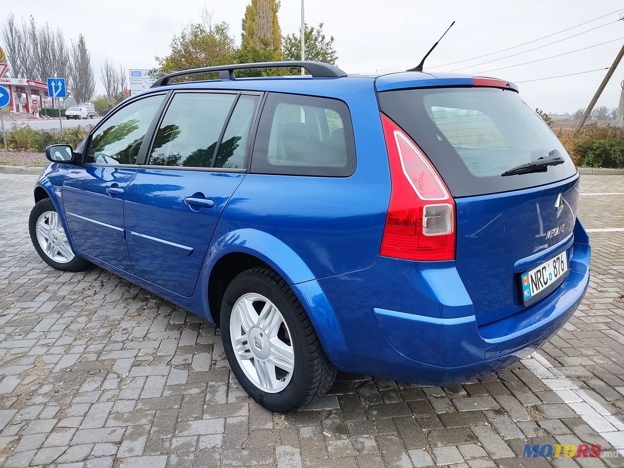 2008' Renault Megane photo #4