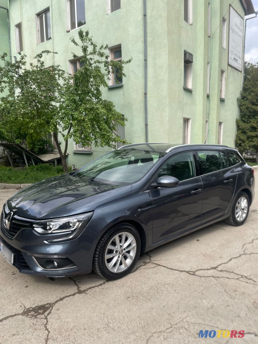 2019' Renault Megane photo #5
