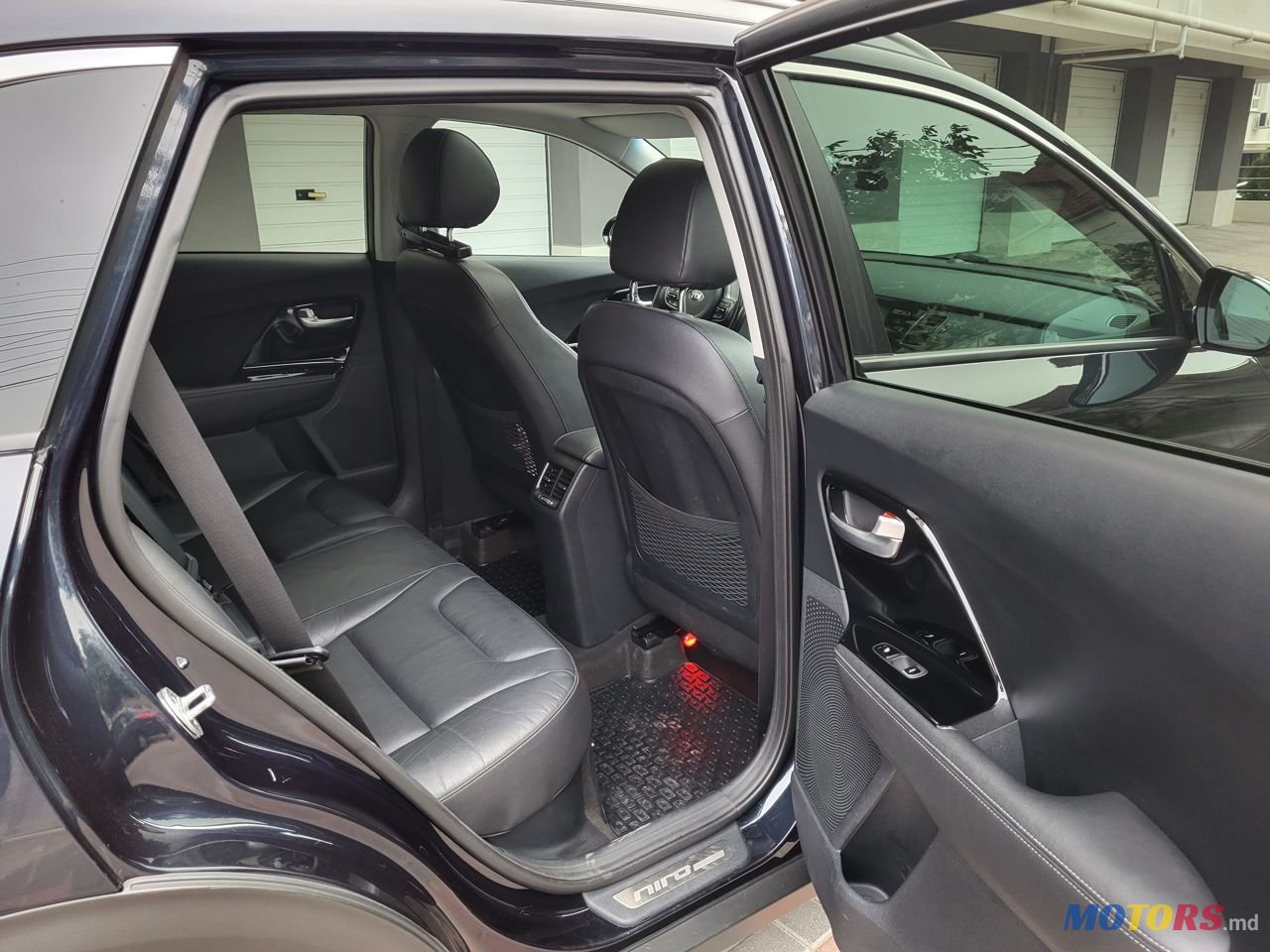 2016' Kia Niro photo #4