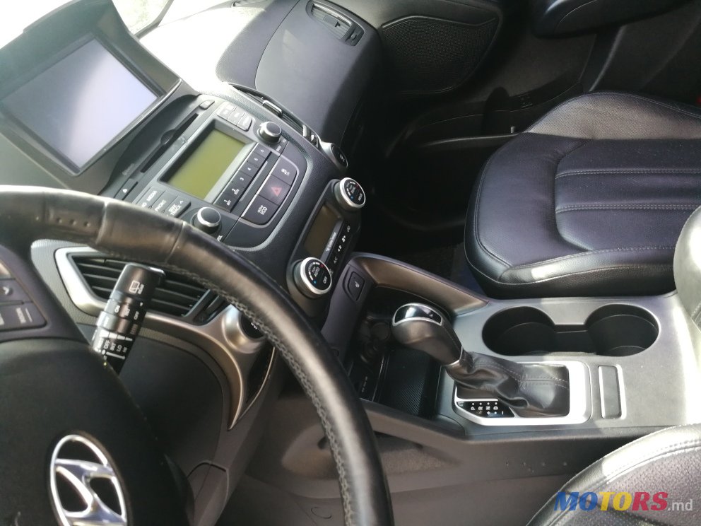 2013' Hyundai Tucson photo #5