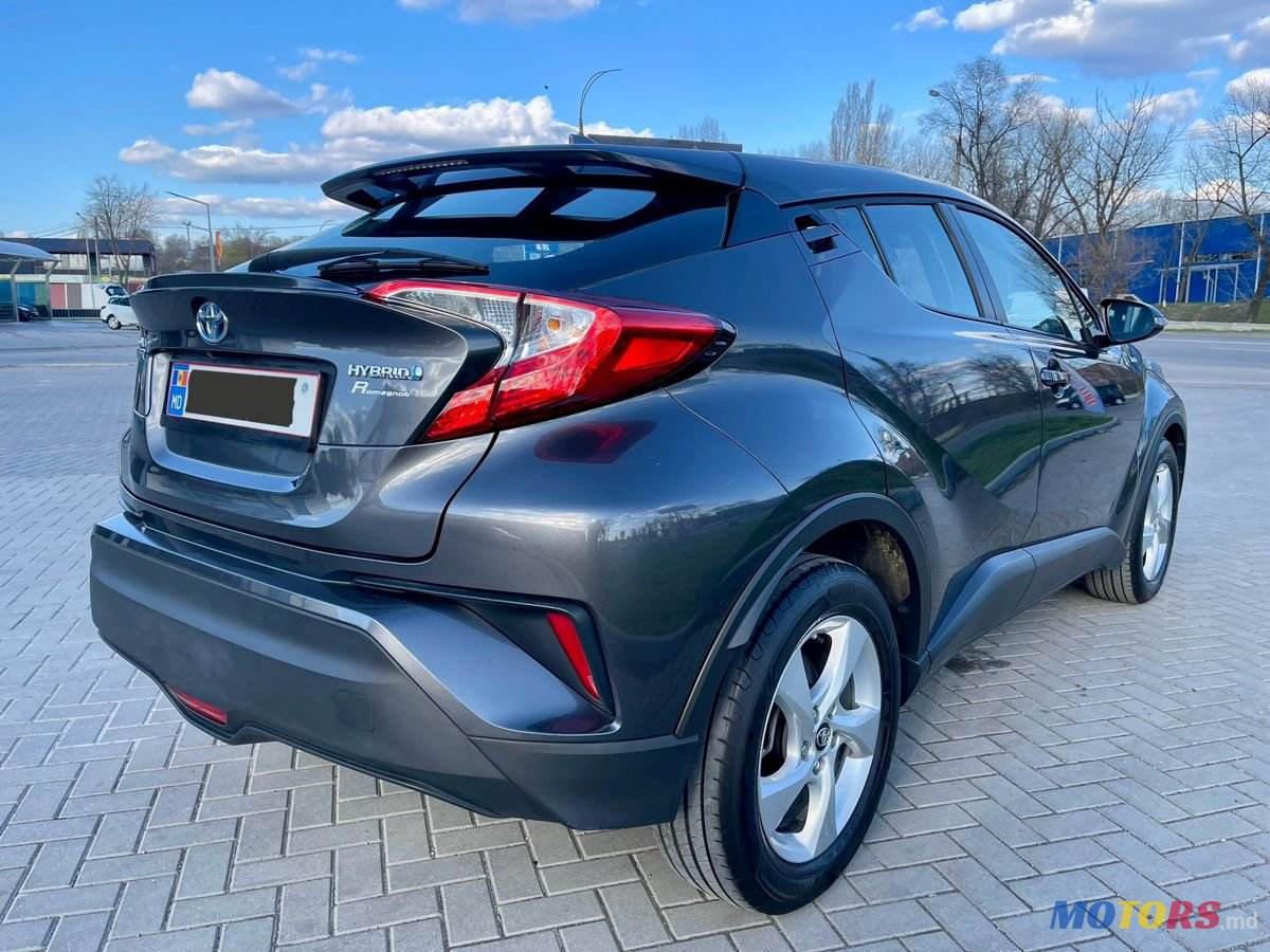 2018' Toyota C-HR photo #4