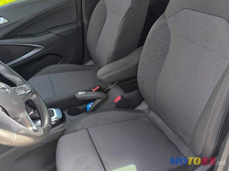 2022' Opel Crossland X photo #4