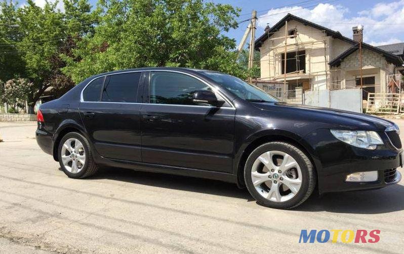 2011' Skoda Superb photo #1