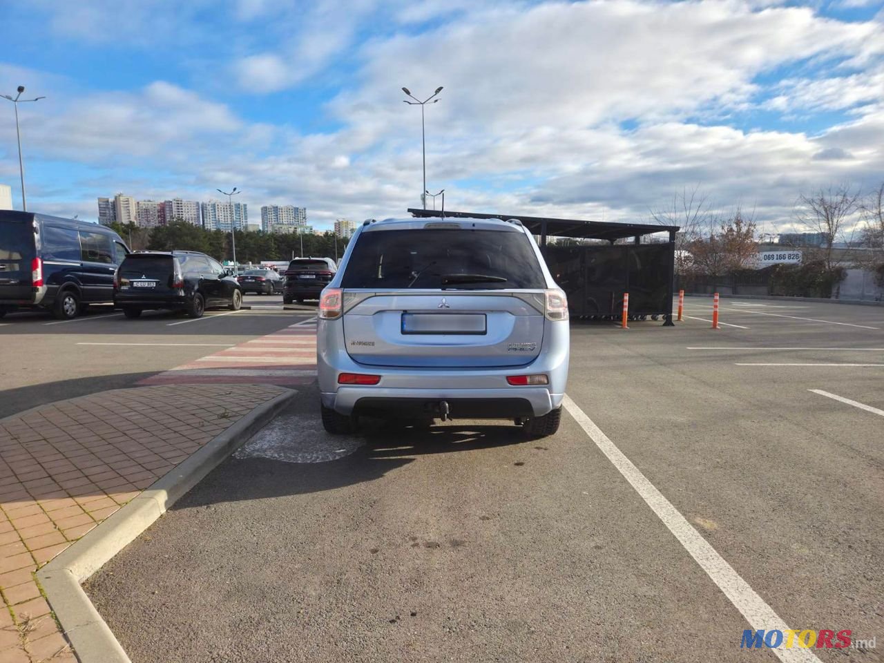 2014' Mitsubishi Outlander photo #5