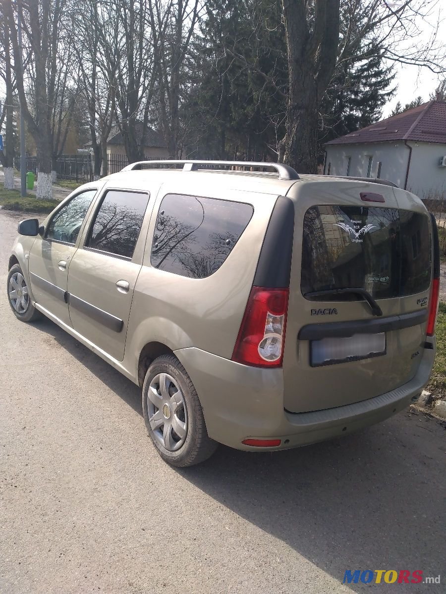 2009' Dacia Logan Mcv photo #4
