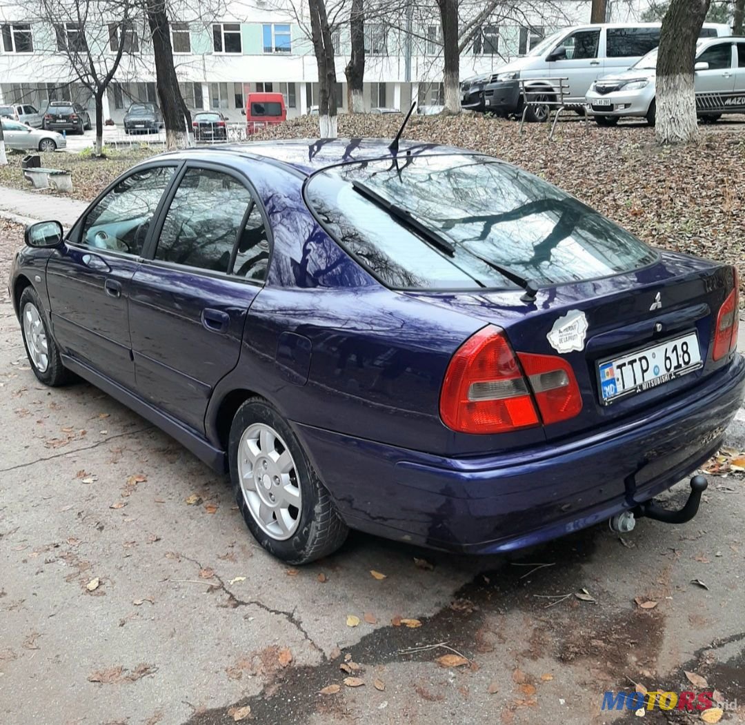 2003' Mitsubishi Carisma photo #4