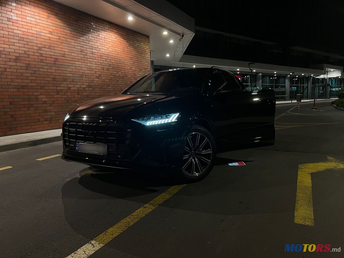2022' Audi Q8 photo #1