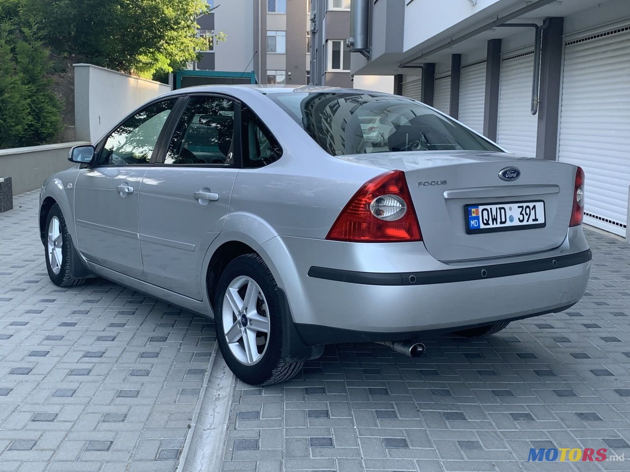 2005' Ford Focus photo #2