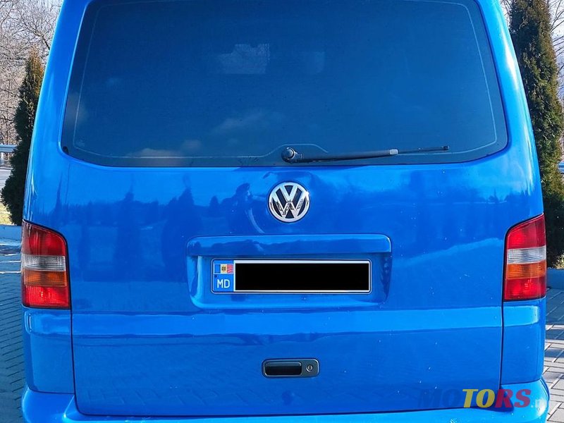 2004' Volkswagen Transporter photo #6