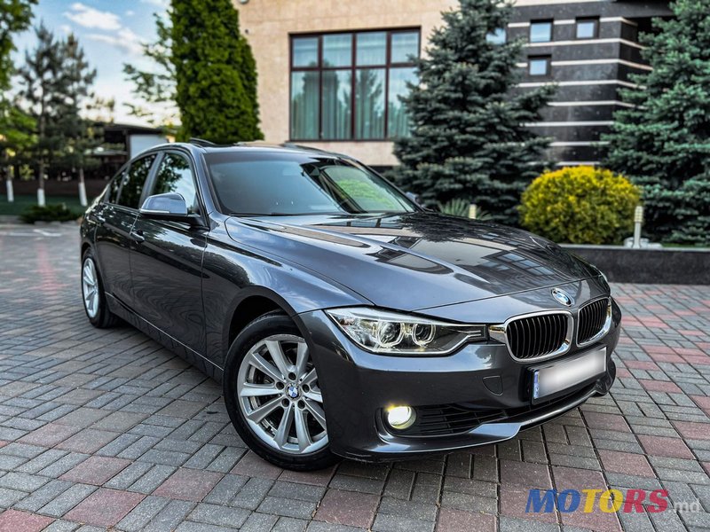 2013' BMW 3 Series photo #4