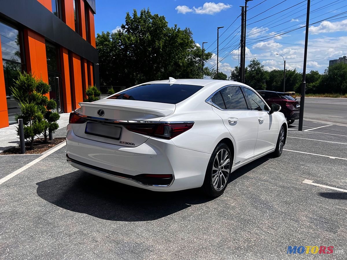2018' Lexus Es Series photo #3