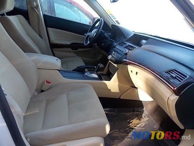 2012' Honda Accord photo #2