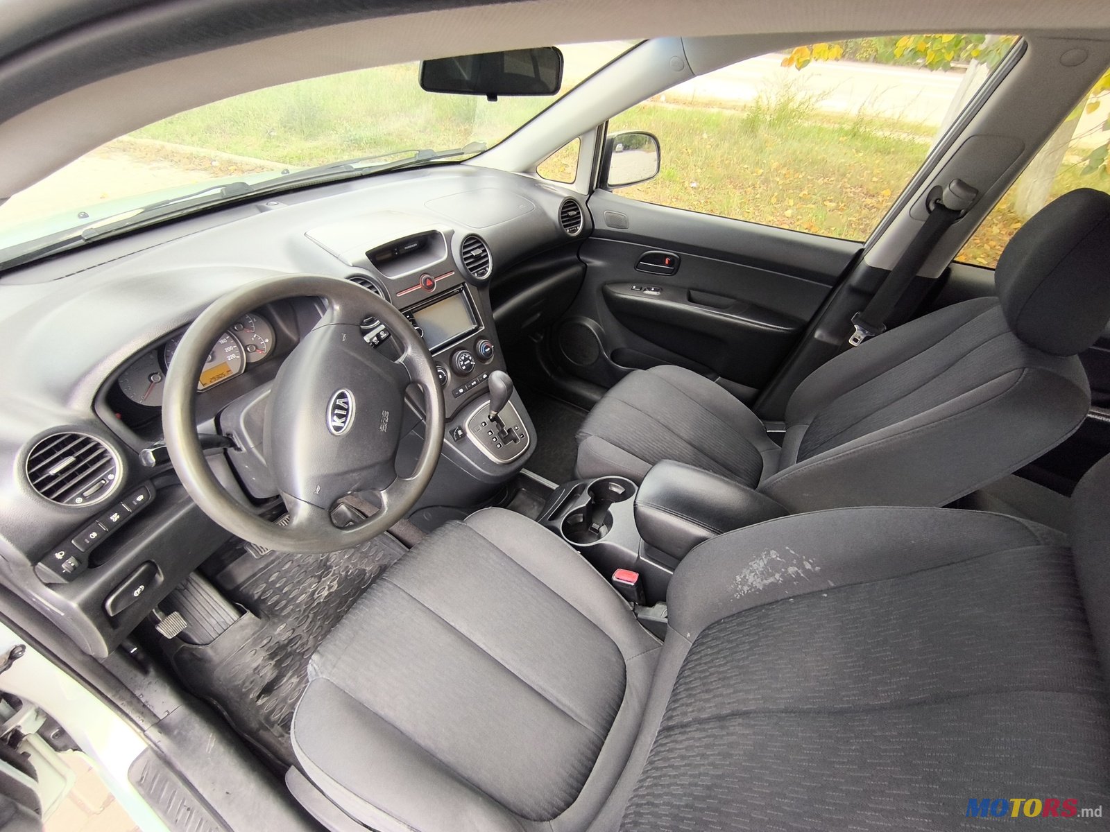 2006' Kia Carens photo #4