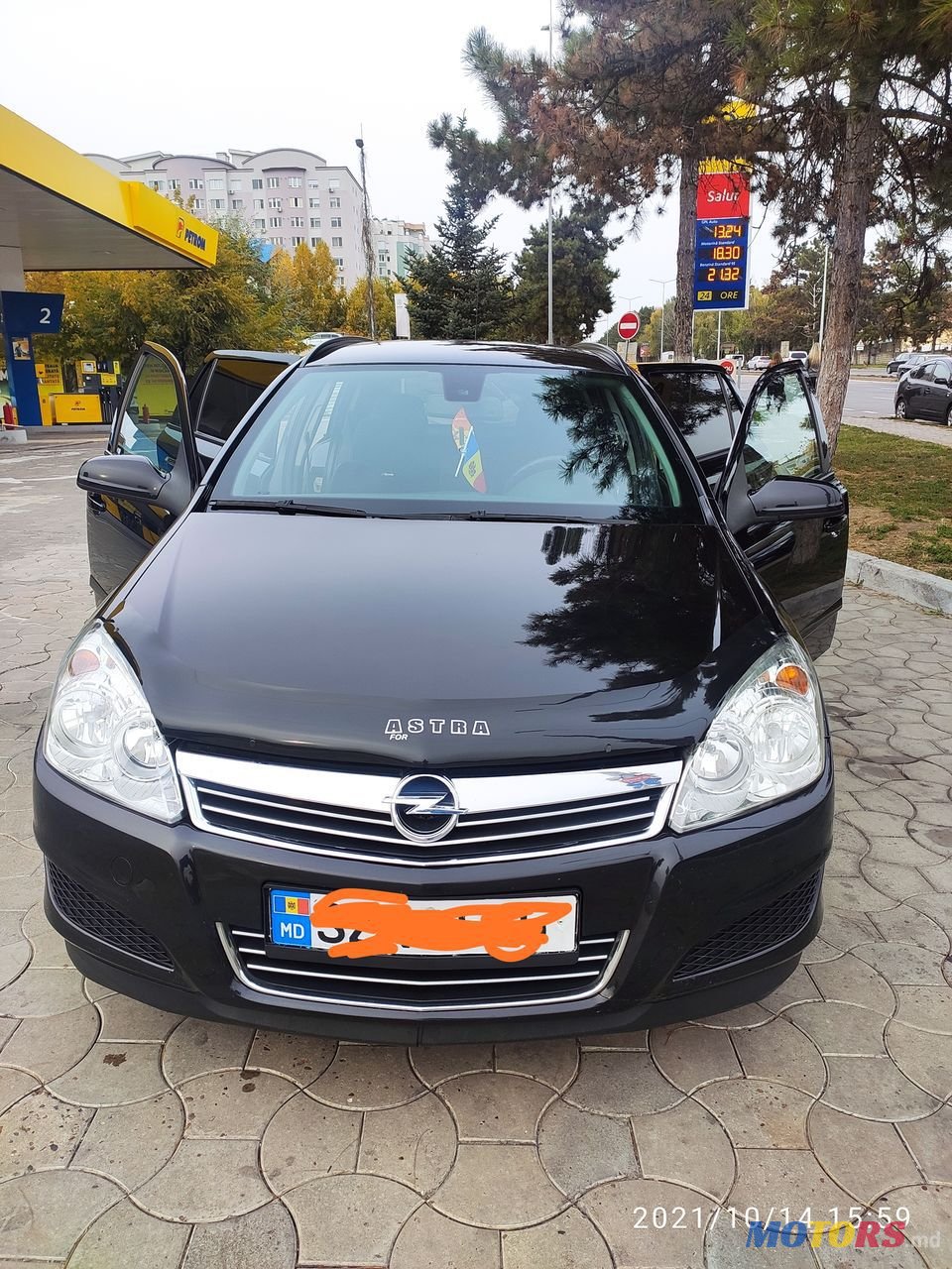 2009' Opel Astra photo #1