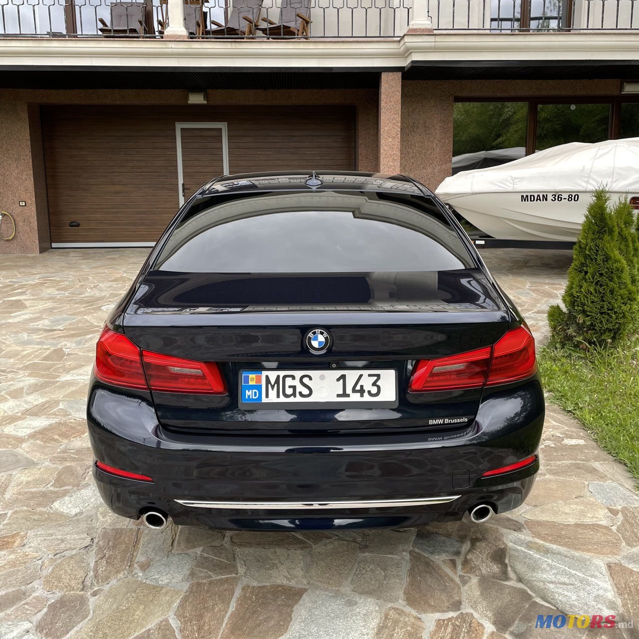 2017' BMW 5 Series photo #5