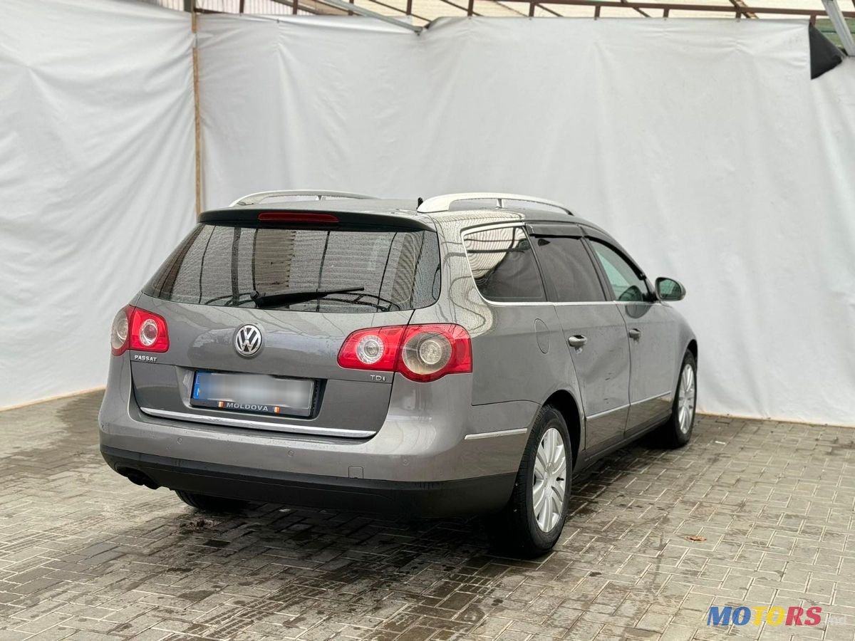 2006' Volkswagen Passat photo #2