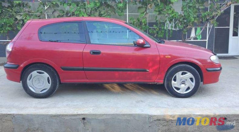 2002' Nissan Almera photo #1