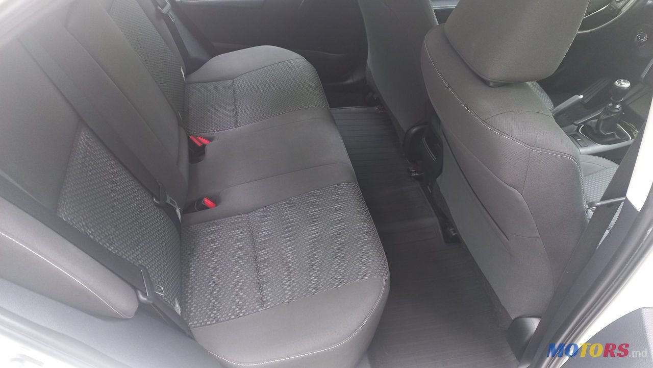 2018' Toyota Corolla photo #5