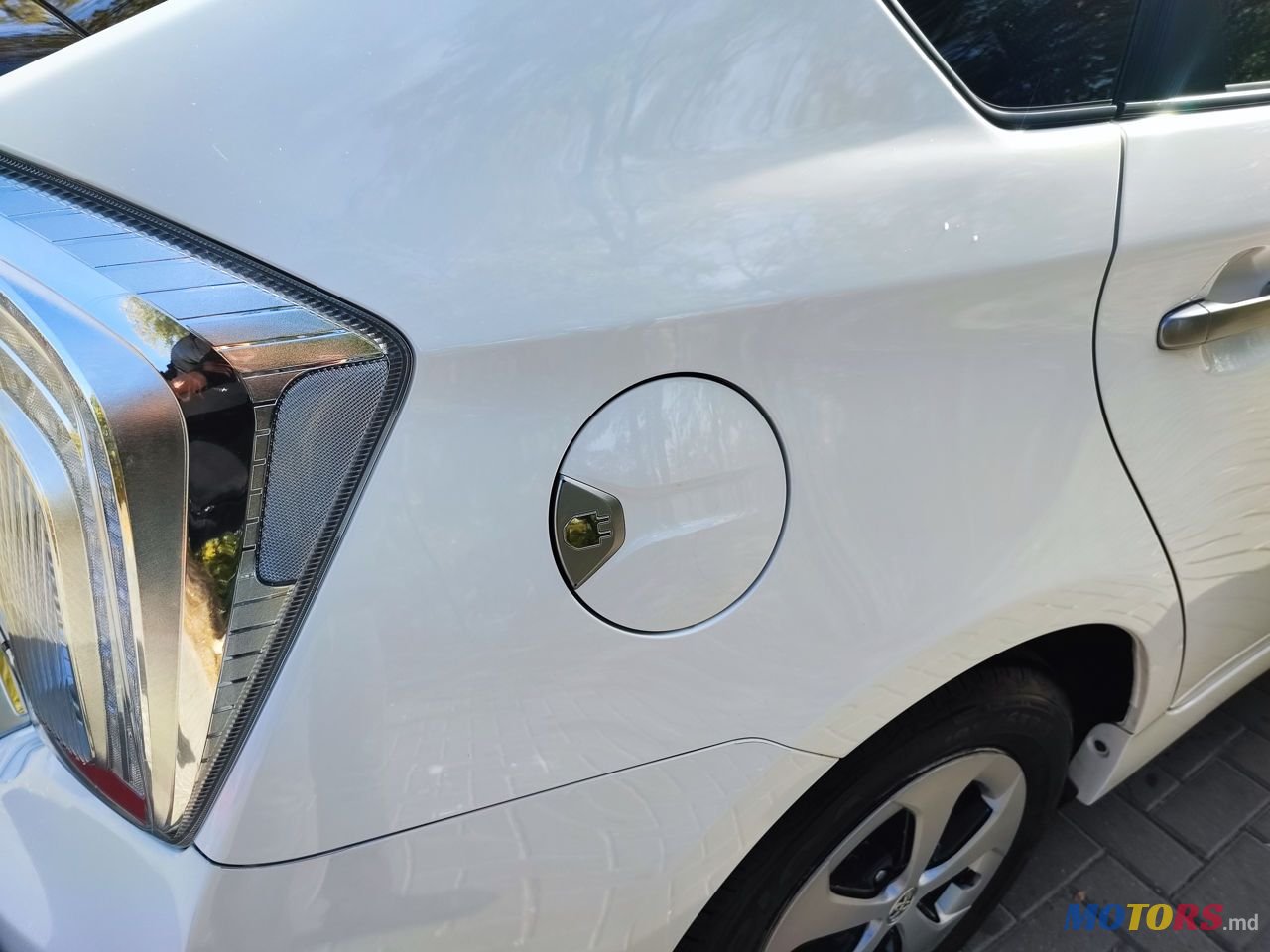 2013' Toyota Prius photo #3