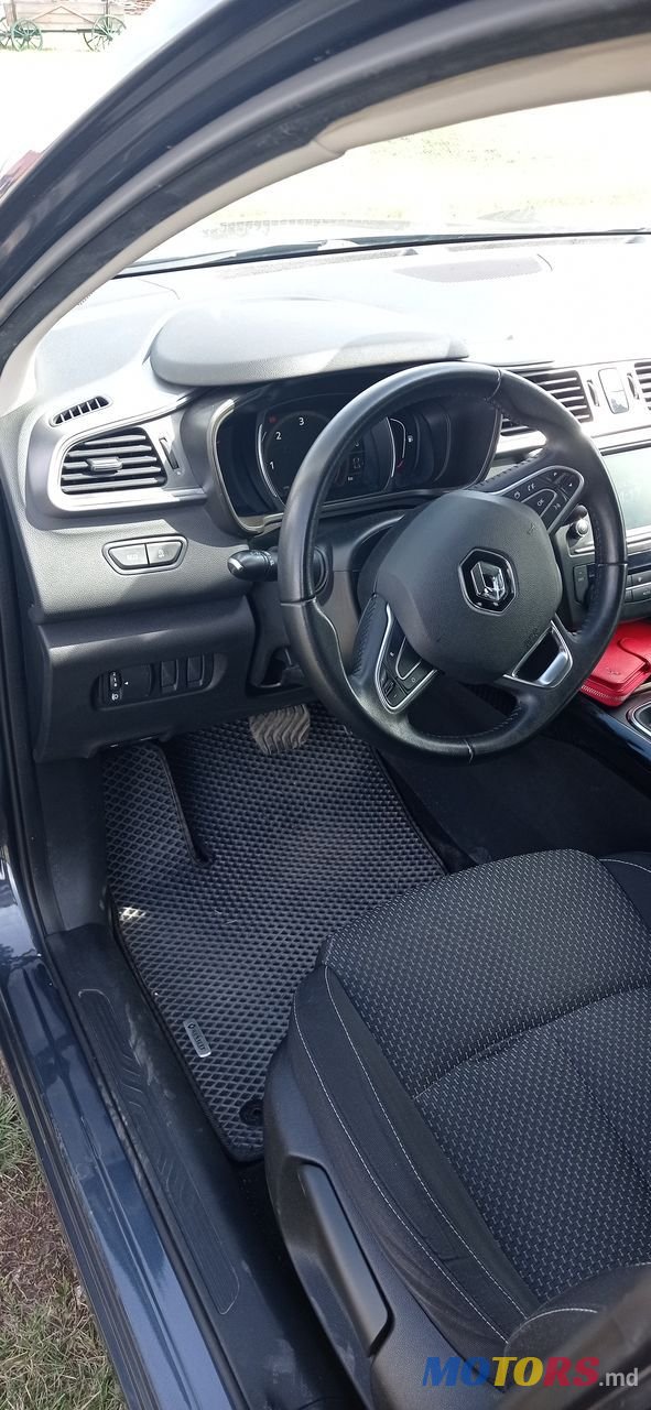 2015' Renault Kadjar photo #6