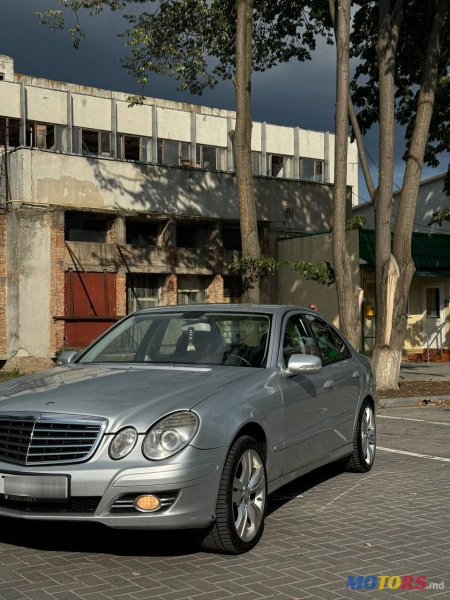 2007' Mercedes-Benz E-Class photo #2