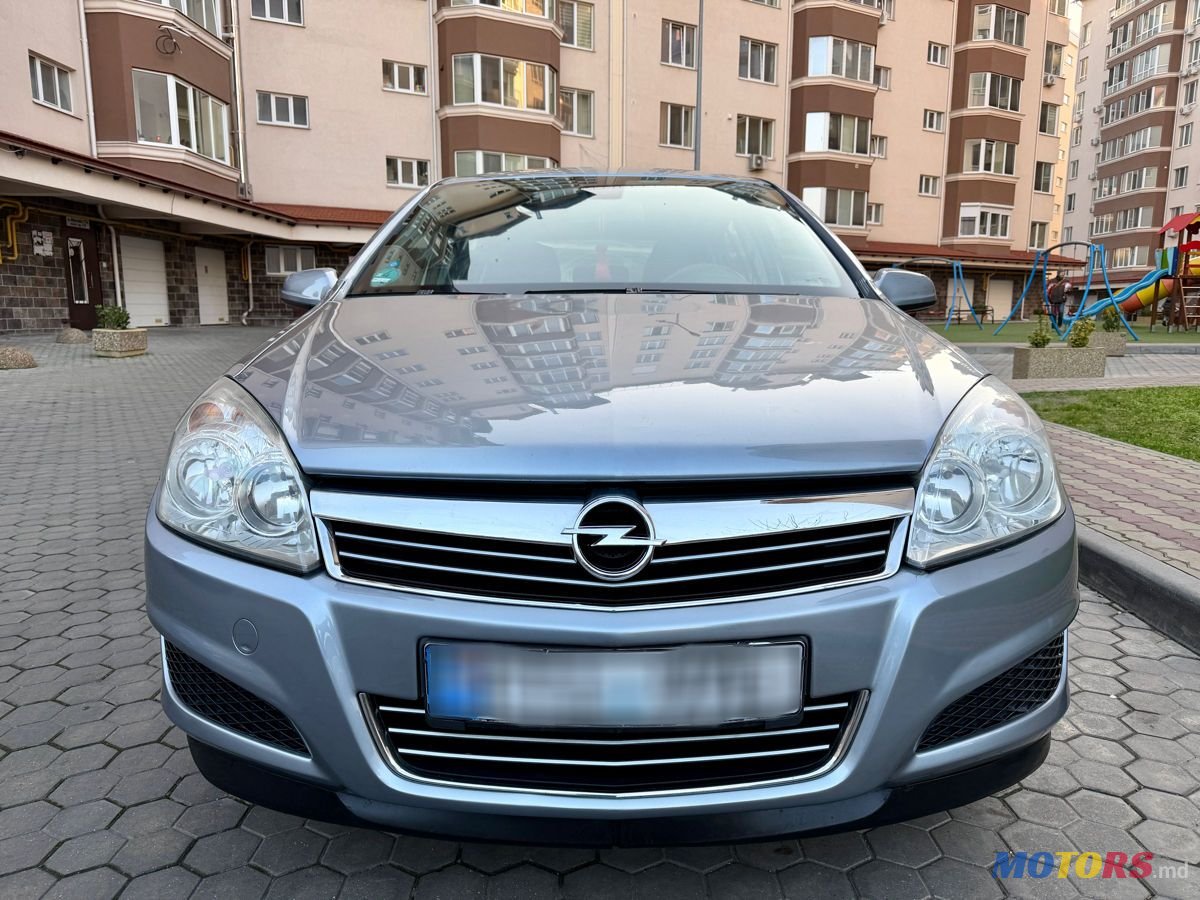 2009' Opel Astra photo #2