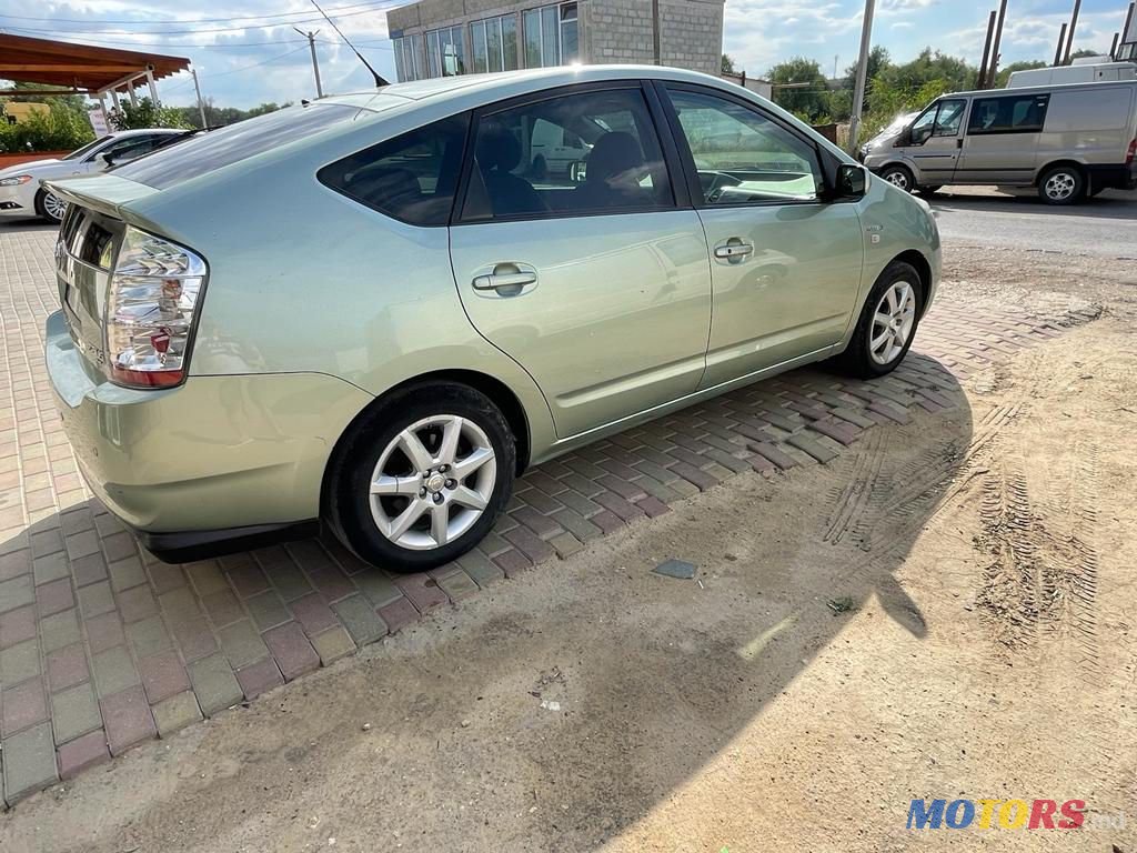 2008' Toyota Prius photo #6