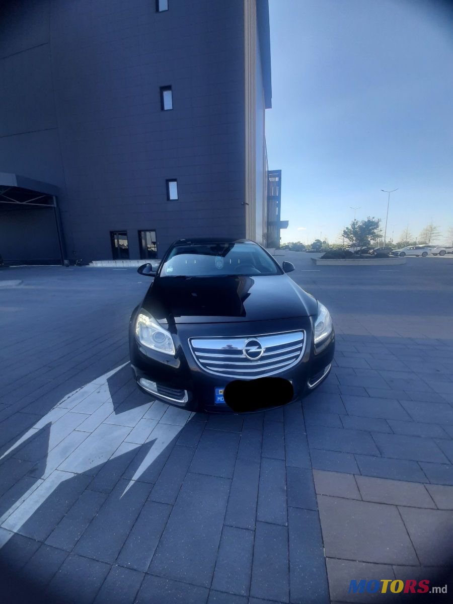 2011' Opel Insignia photo #6